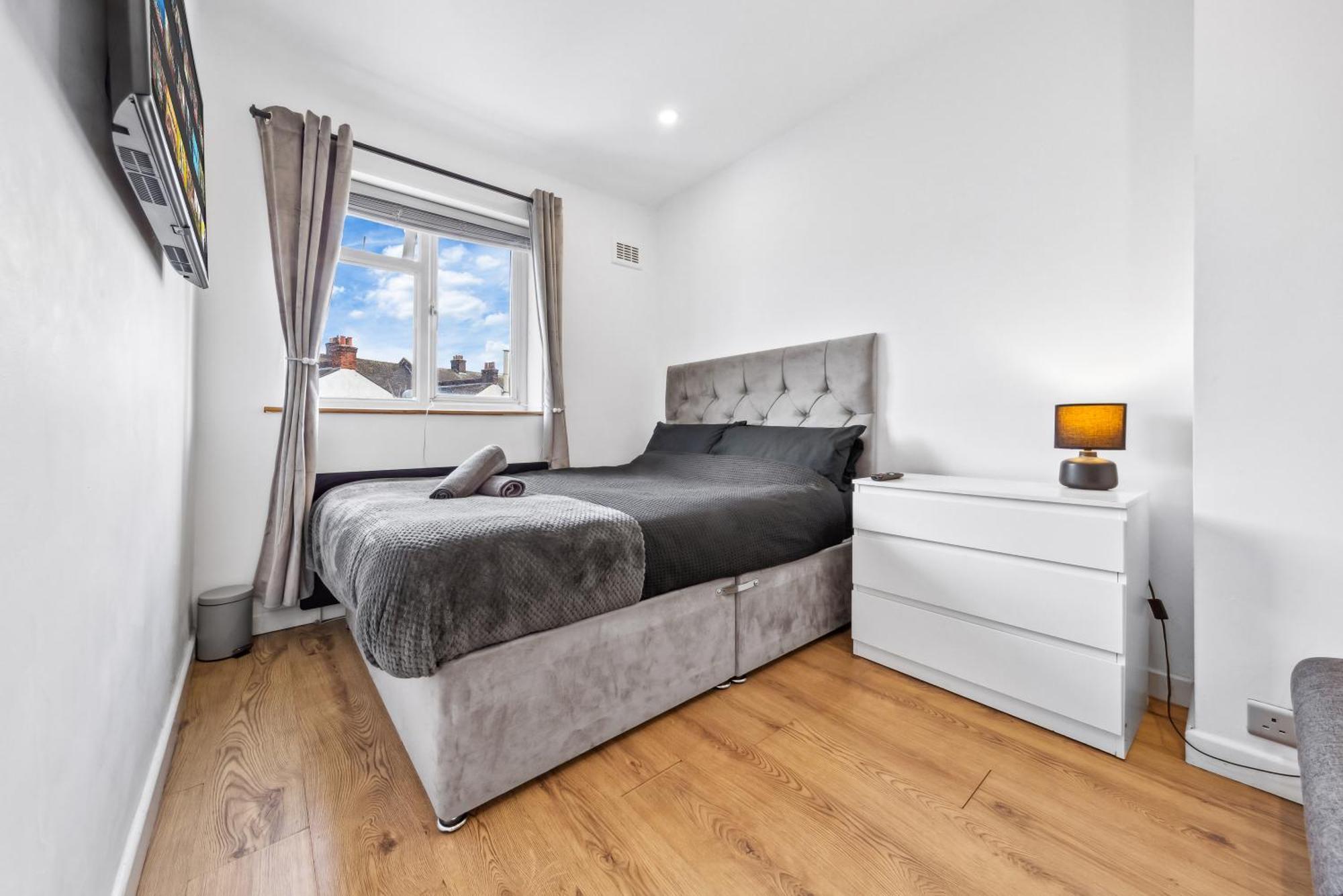 Bromley Serviced Apartments - Beckenham Place Park - London - 2 Bed House - Free Parking - 2 Beds 1 Sofabed Exterior foto