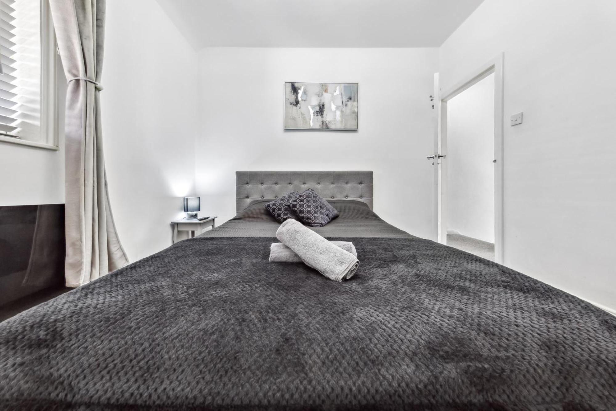 Bromley Serviced Apartments - Beckenham Place Park - London - 2 Bed House - Free Parking - 2 Beds 1 Sofabed Exterior foto