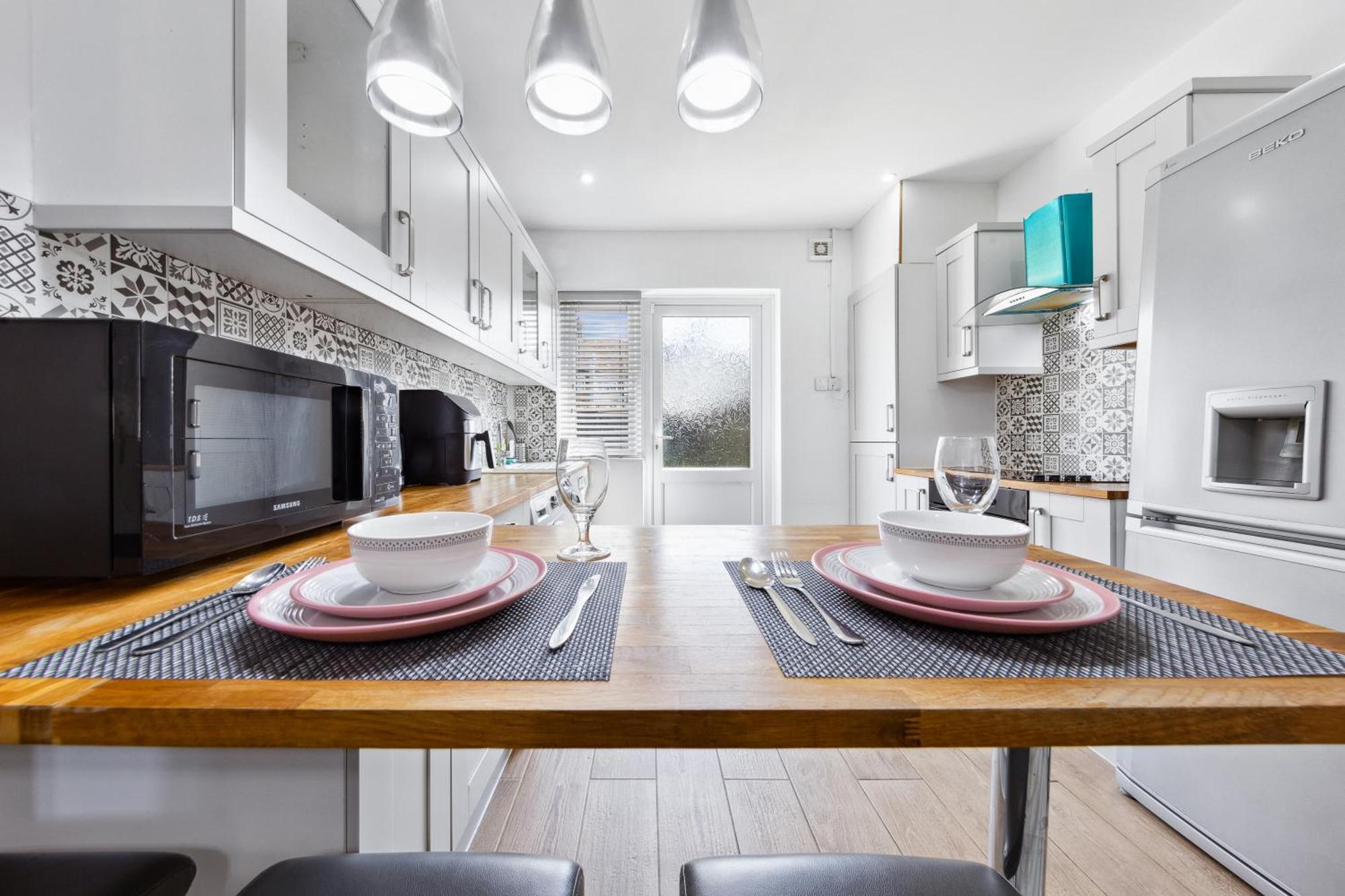 Bromley Serviced Apartments - Beckenham Place Park - London - 2 Bed House - Free Parking - 2 Beds 1 Sofabed Exterior foto