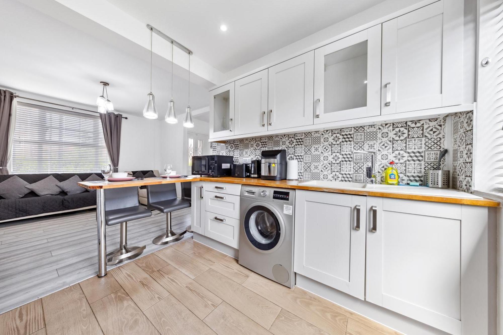 Bromley Serviced Apartments - Beckenham Place Park - London - 2 Bed House - Free Parking - 2 Beds 1 Sofabed Exterior foto